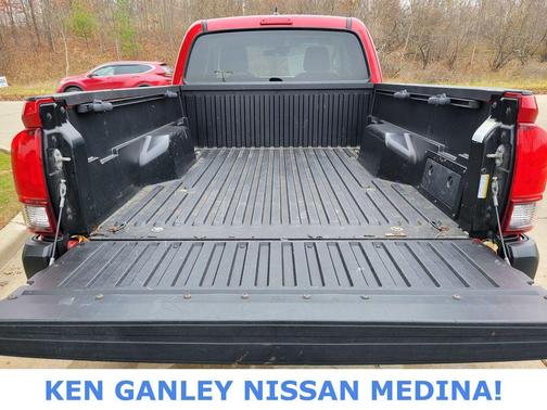 2019 Toyota Tacoma SR