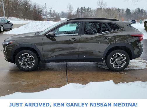 2024 Chevrolet Trax LT