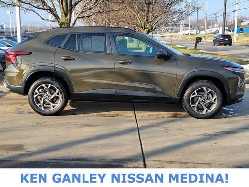 2024 Chevrolet Trax LT