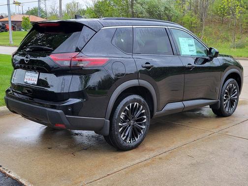 Super Black 2026 Nissan Rogue Dark Armor