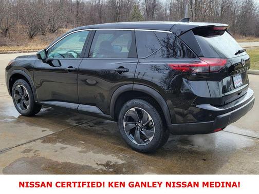 2025 Nissan Rogue SV