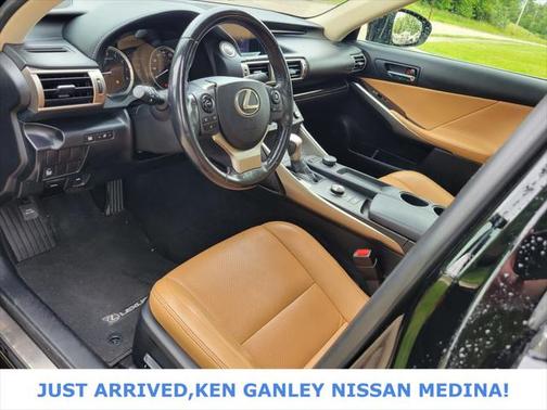 2016 Lexus IS 300 Base