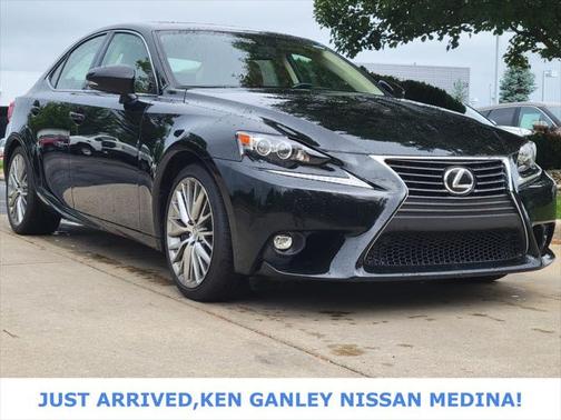 2016 Lexus IS 300 Base