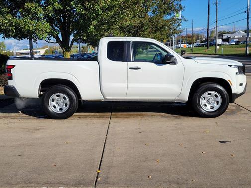 2024 Nissan Frontier S