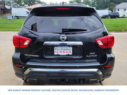 2020 Nissan Pathfinder Platinum 4WD