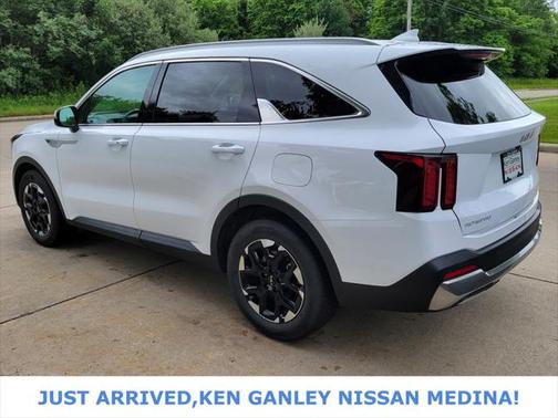 2024 Kia Sorento S