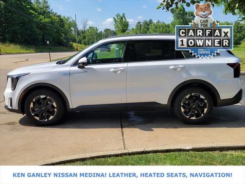 2024 Kia Sorento S