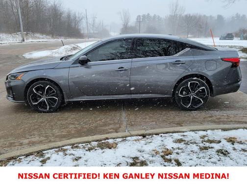 2023 Nissan Altima SR Intelligent AWD