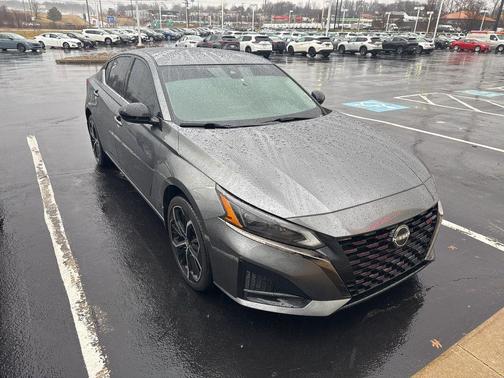 2023 Nissan Altima SR Intelligent AWD