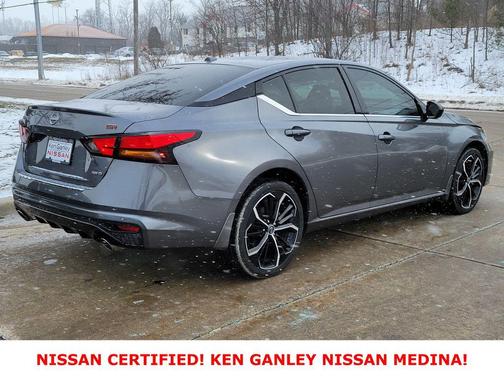 2023 Nissan Altima SR Intelligent AWD