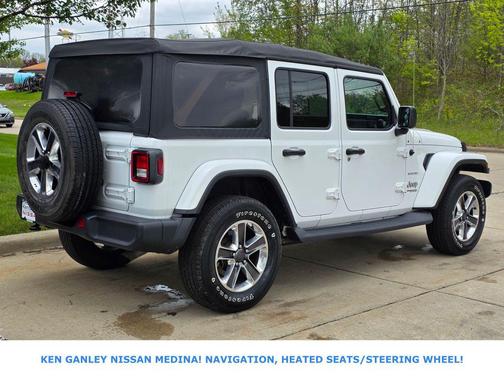 Bright White Clearcoat 2018 Jeep Wrangler Unlimited Sahara