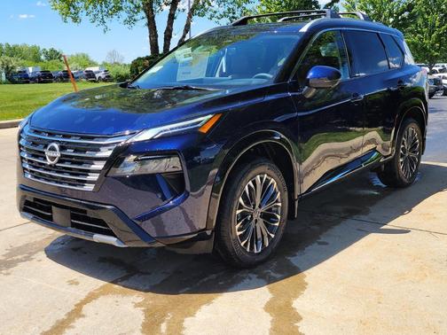 Deep Ocean Blue Pearl 2026 Nissan Rogue Platinum