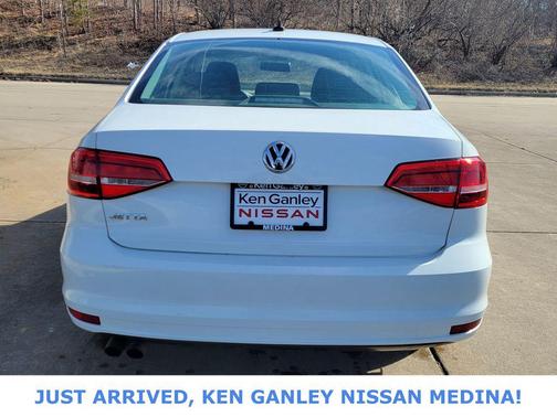 2015 Volkswagen Jetta 2.0L S