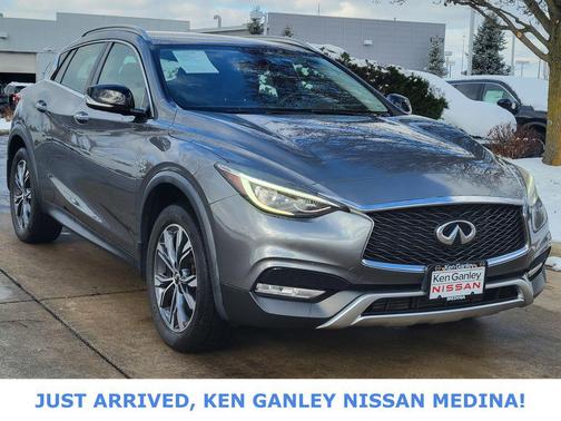 2018 INFINITI QX30 Premium