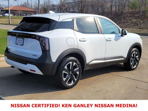 Fresh Powder 2025 Nissan Kicks SV