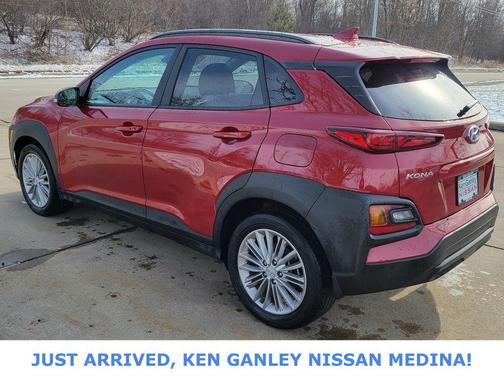 2021 Hyundai KONA SEL Plus