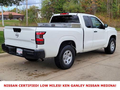 2024 Nissan Frontier S
