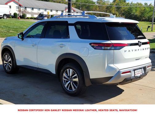 2024 Nissan Pathfinder SL 4WD