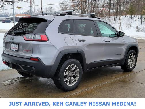 2020 Jeep Cherokee Trailhawk