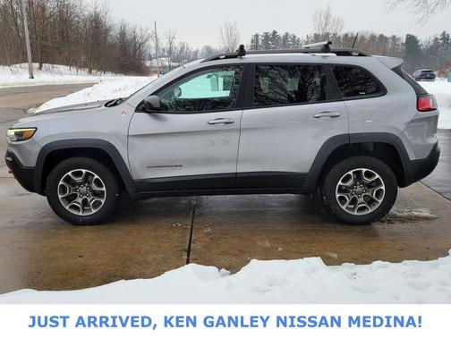 2020 Jeep Cherokee Trailhawk