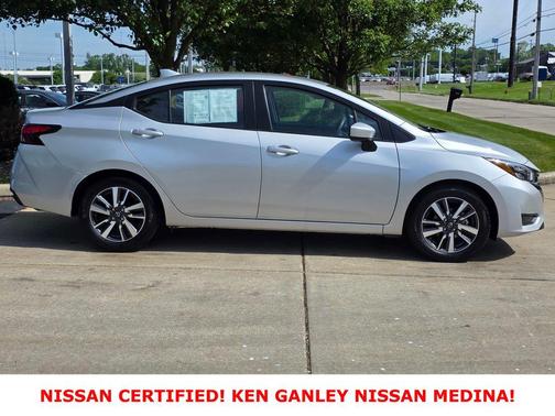 Brilliant Silver Metallic 2025 Nissan Versa 1.6 SV
