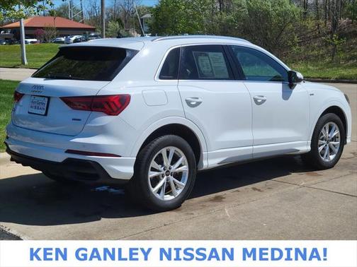 2024 Audi Q3 Premium 45 TFSI S line quattro Tiptronic