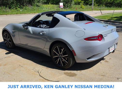 Aero Gray 2024 Mazda MX-5 Miata RF Grand Touring