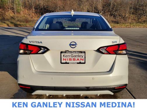 2022 Nissan Versa 1.6 S