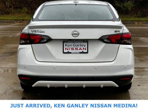 2022 Nissan Versa 1.6 S