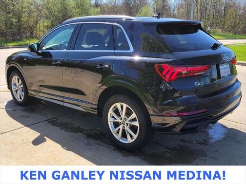 2023 Audi Q3 S line Premium