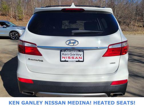 2016 Hyundai SANTA FE SE