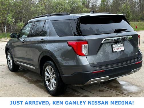 Carbonized Gray Metallic 2022 Ford Explorer XLT