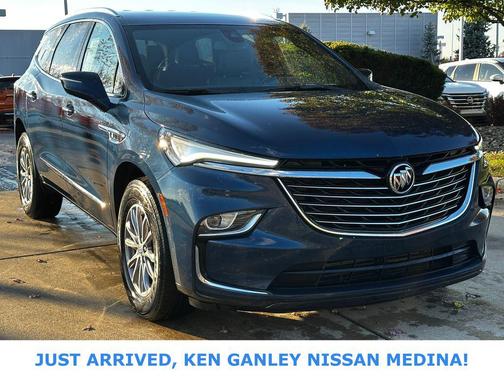 2023 Buick Enclave Essence AWD
