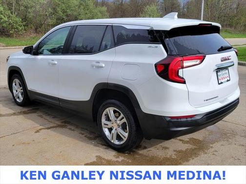 2022 GMC Terrain SLE