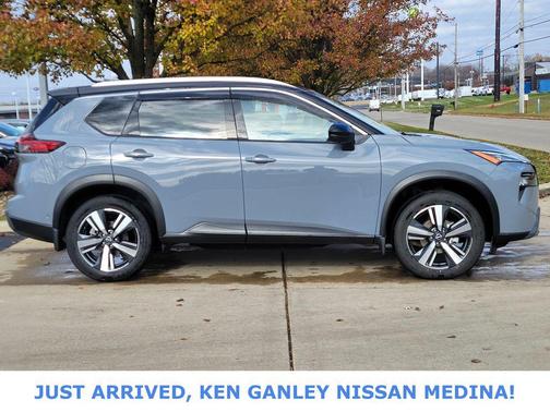 2024 Nissan Rogue SL