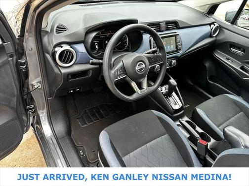 2023 Nissan Versa 1.6 SV