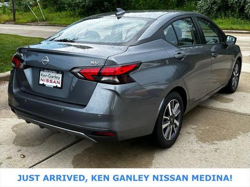 2023 Nissan Versa 1.6 SV