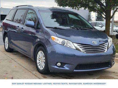 2016 Toyota Sienna XLE