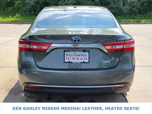 2013 Toyota Avalon Hybrid XLE Touring