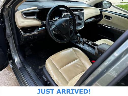 2013 Toyota Avalon Hybrid XLE Touring