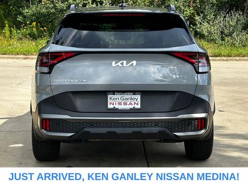 Wolf Gray/Ebony Black Roof 2024 Kia Sportage S