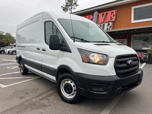 2020 Ford Transit-250 148'' MED RF 9070 GVWR
