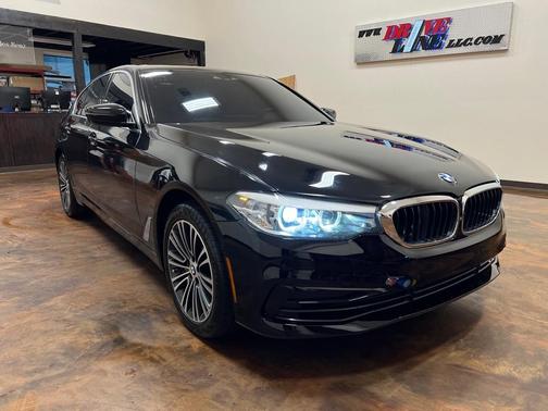 2020 BMW 530 i