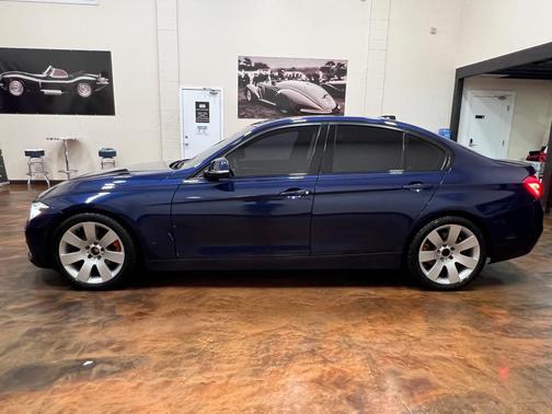2017 BMW 330 i xDrive