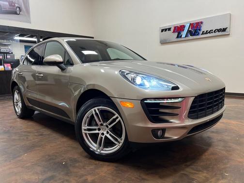 2017 Porsche Macan Base