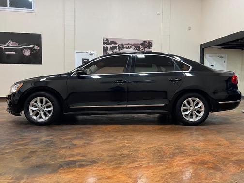 2016 Volkswagen Passat 2.5L S