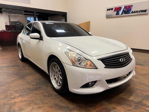 2013 INFINITI G37 Journey