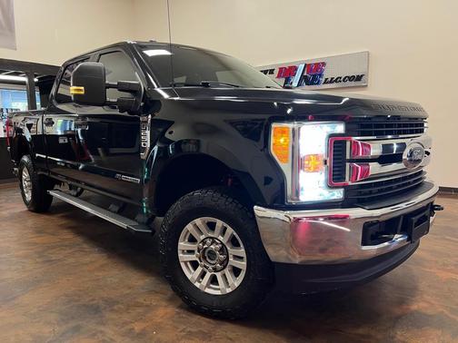 Shadow Black 2017 Ford F-250 STX FX4