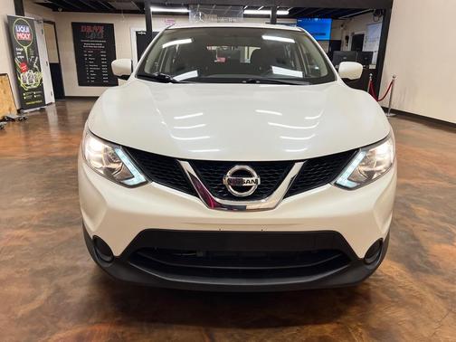 2017 Nissan Rogue Sport S