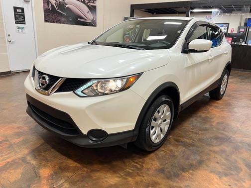 2017 Nissan Rogue Sport S